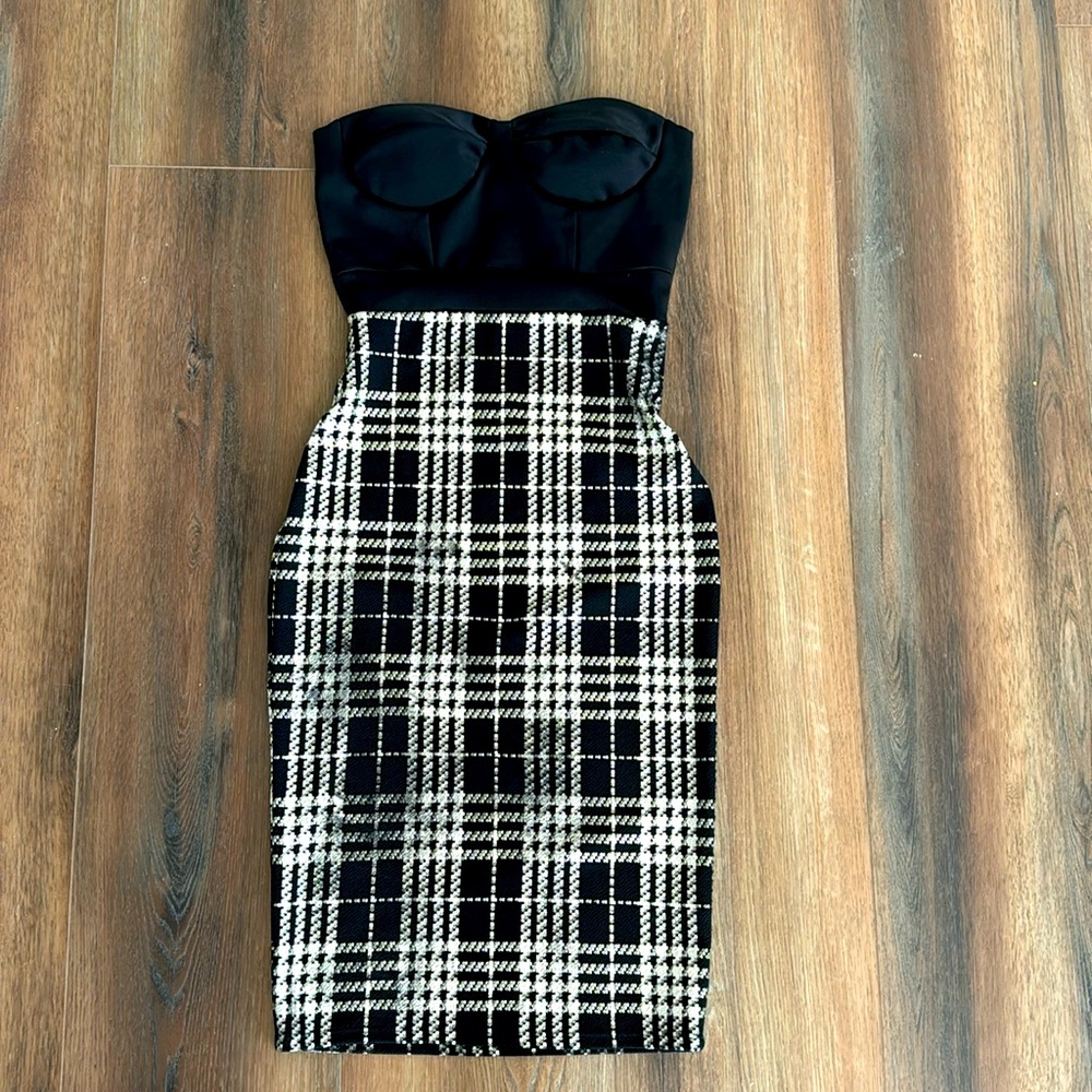 Black and gold strapless midi dress from Windsor